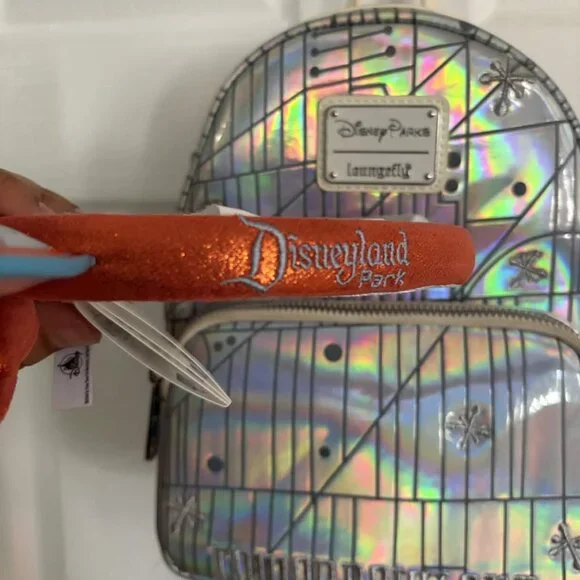 NWT/USED Disneyland's Tomorrrowland Bundle - Picture 7 of 11